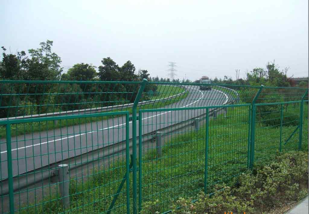 高速公路隔离栅