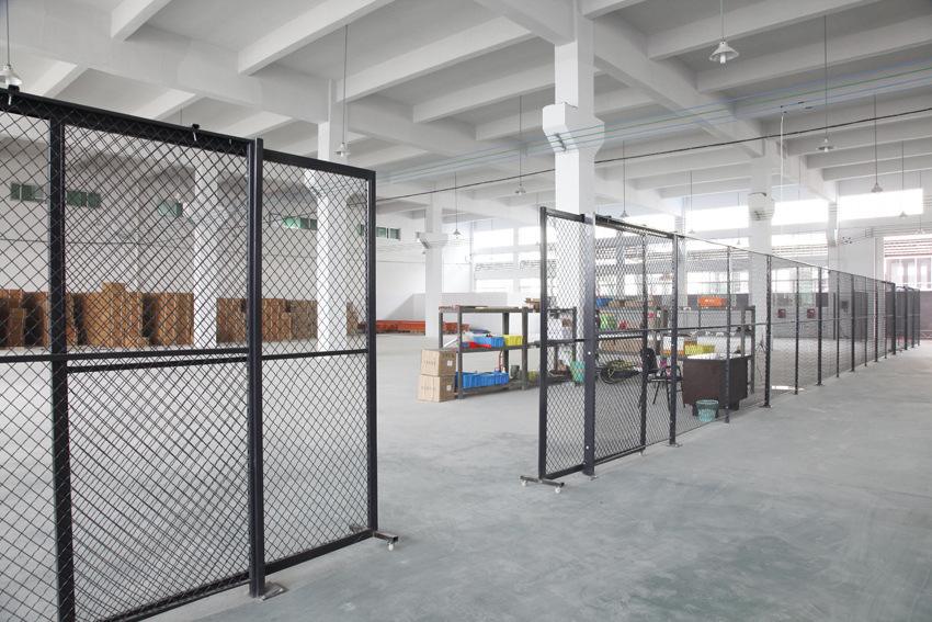 双边丝护栏网框架施工做法，生产工艺和安装方法